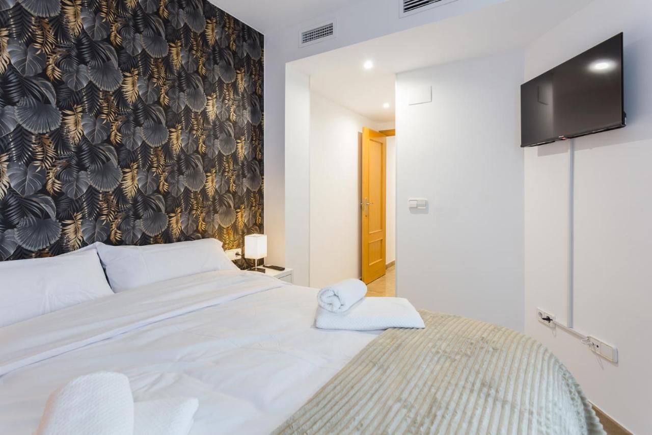 Ferienwohnung Piso Familiar Cerca Del Centro, Ac Y Wifi Gratis Valencia Exterior foto