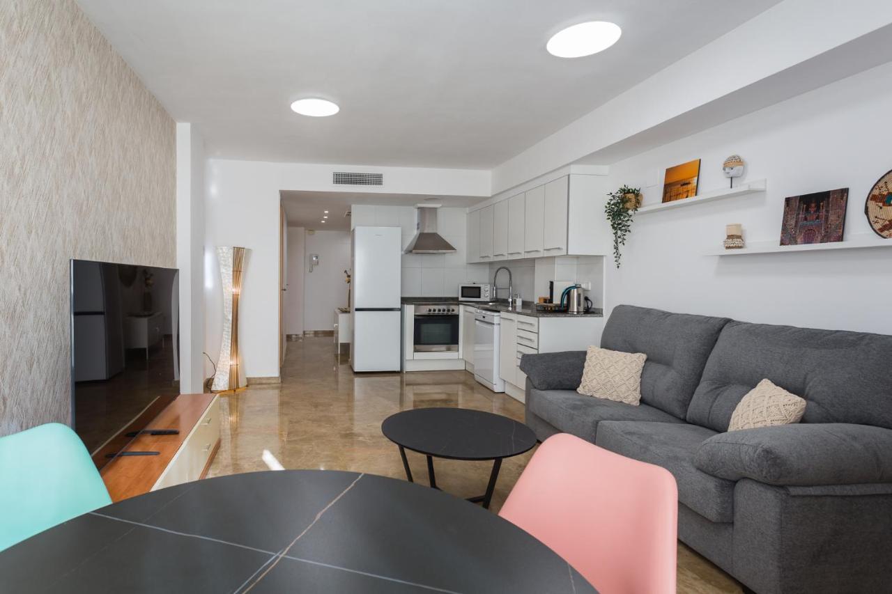 Ferienwohnung Piso Familiar Cerca Del Centro, Ac Y Wifi Gratis Valencia Exterior foto