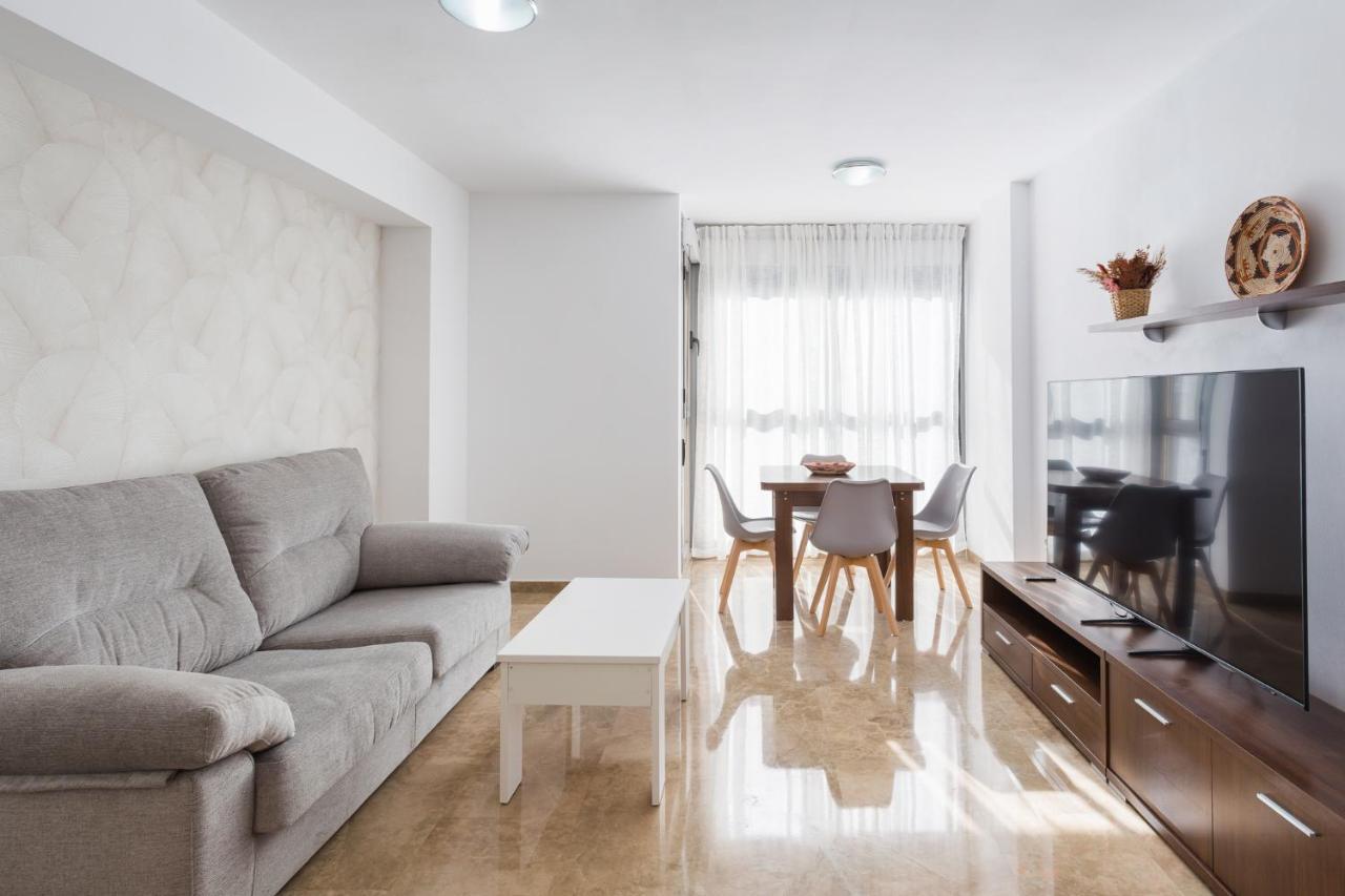 Ferienwohnung Piso Familiar Cerca Del Centro, Ac Y Wifi Gratis Valencia Exterior foto