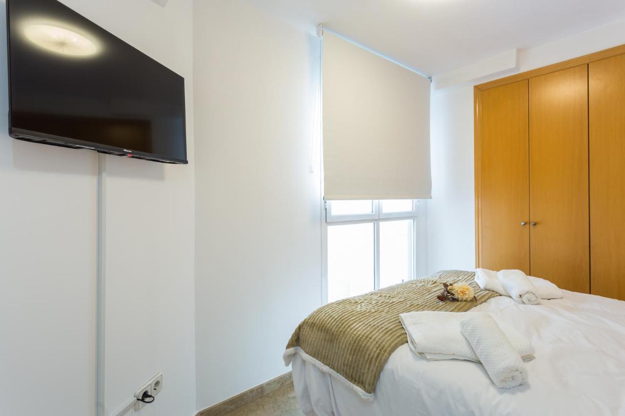 Ferienwohnung Piso Familiar Cerca Del Centro, Ac Y Wifi Gratis Valencia Exterior foto